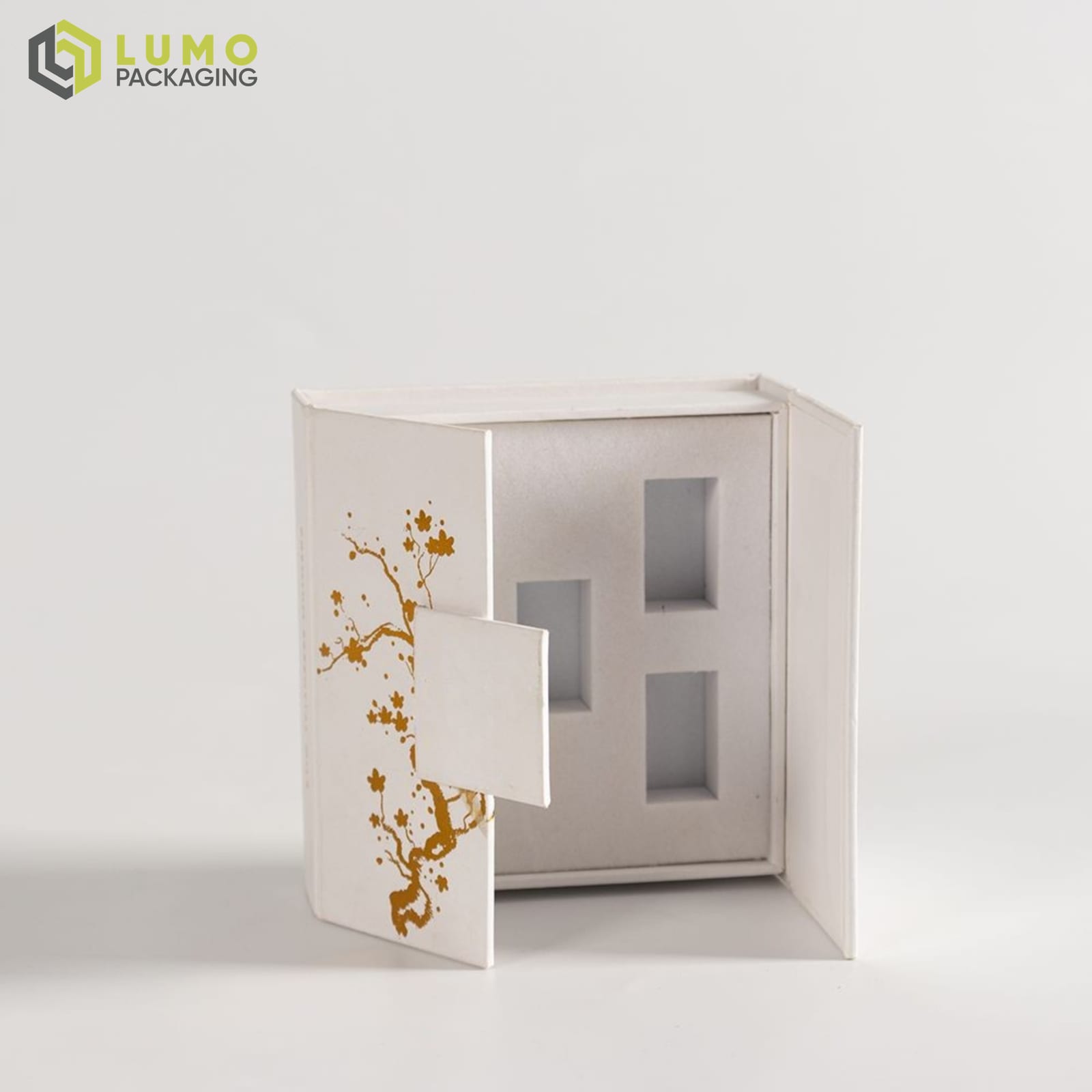 Cherry Blossom Double-Door Magnetic Box